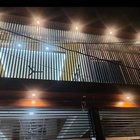 Hotel O Home Aditya Inn Suits Homestay Ayodhya المظهر الخارجي الصورة