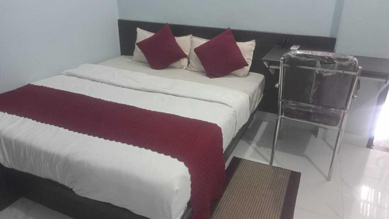 Hotel O Home Aditya Inn Suits Homestay Ayodhya المظهر الخارجي الصورة