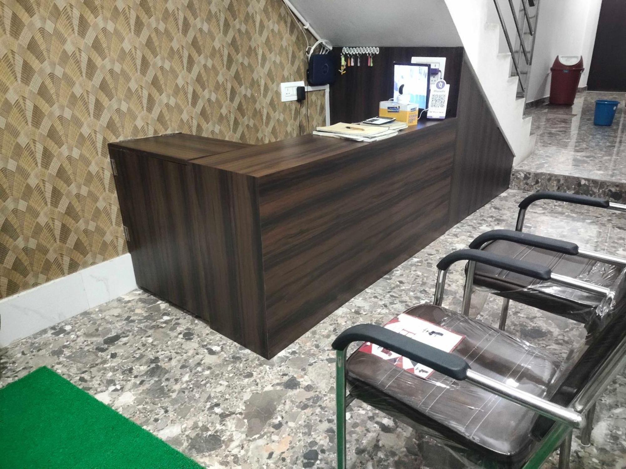 Hotel O Home Aditya Inn Suits Homestay Ayodhya المظهر الخارجي الصورة